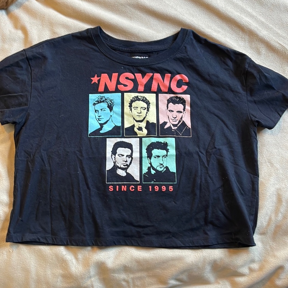 NSYNC cropped Tee, Size Medium